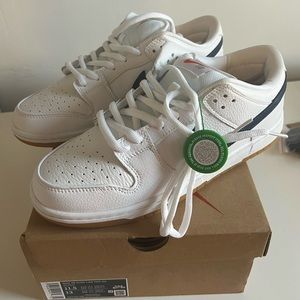 NIKE SB dunk low size 11.5 M
